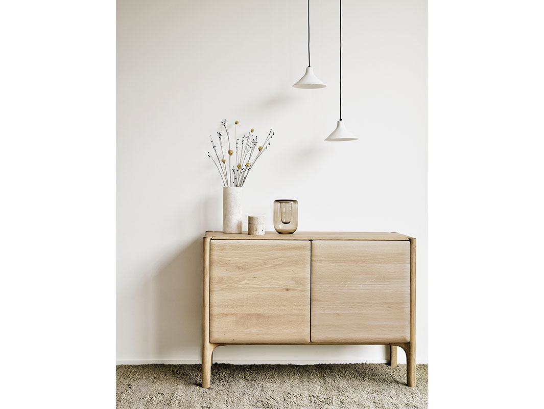 Aparador-PI-Ethnicraft-f Aparador PI de Ethnicraft en Burana