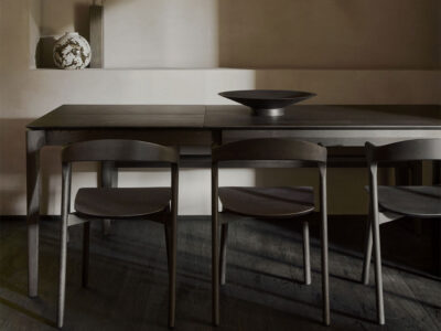 Mesa Bok de Ethnicraft en Burana