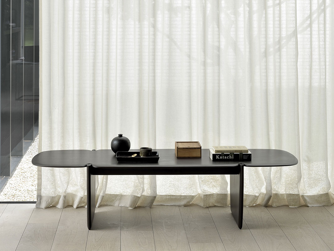 Mesa-Centro-Pi-Ethnicraft-d Mesa de centro PI de Ethnicraft en Burana