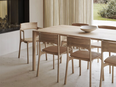 Mesa PI de Ethnicraft en Burana