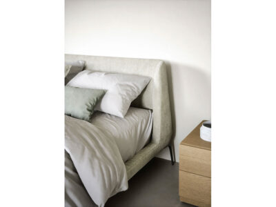 Cama Velvet de Novamobili en Burana
