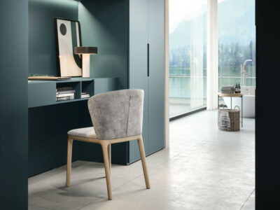 Silla Navy de Novamobili en Burana